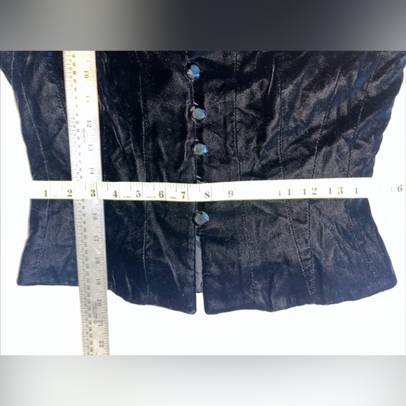 Vintage Black Velvet Gorgeous Lined Tailored And Fitted Button Front Jacket - Picture 12 of 15